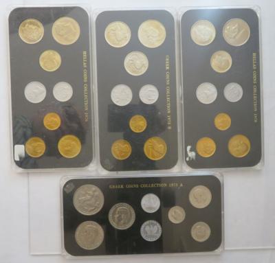 Griechenland- 4 Kurssätze - Münzen und Medaillen
