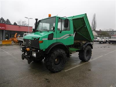 Zugmaschine "Mercedes Benz Unimog Kipper", - Fahrzeuge und Technik