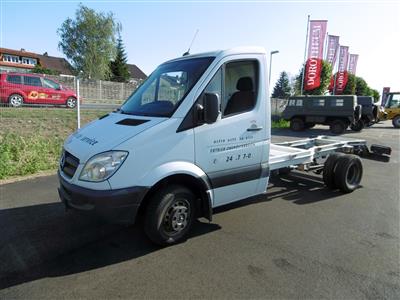 LKW "Mercedes Benz 513 CDI/37 Fahrgestell", - Fahrzeuge und Technik