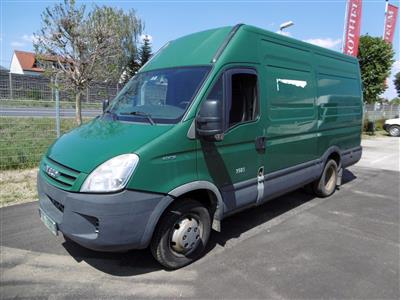 LKW "Iveco Daily Kastenwagen 40C15 V/P", - Cars and vehicles