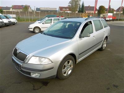 KKW "Skoda Octavia Combi 2.0 TDI DSG", - Motorová vozidla a technika