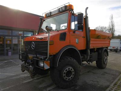 Zugmaschine "Mercedes Benz Unimog U1650" mit Aufsatzstreuer "Springer", - Macchine e apparecchi tecnici