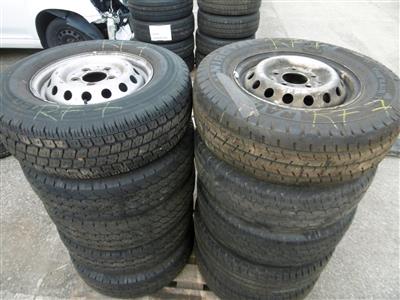 Konvolut Reifen 225/70 R15C 112/110R - Motorová vozidla a technika