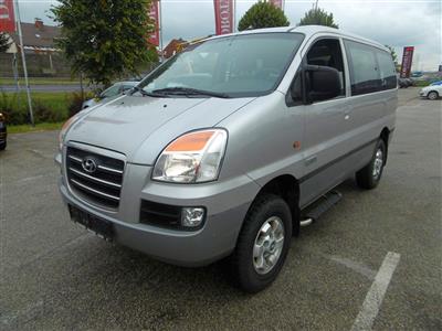 PKW "Hyundai H-1 Starex 2.5 CRDi 4WD", - Fahrzeuge und Technik