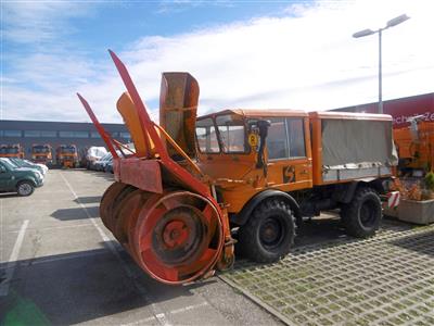 Selbstfahrende Arbeitsmaschine (Schneefräse) "Mercedes Benz Unimog 406", - Fahrzeuge und Technik