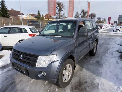 PKW "Mitsubishi Pajero Wagon 3.2 DI-D Automatik", - Fahrzeuge und Technik