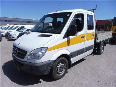 LKW "Mercedes-Benz Sprinter Doka-Pritsche 313 CDI", - Fahrzeuge und Technik