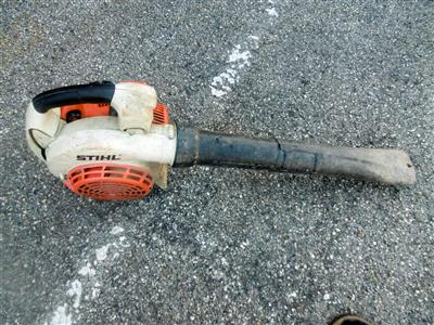 Laubbläser "Stihl", - Motorová vozidla a technika