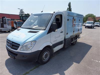 LKW "Mercedes-Benz Sprinter 313 CDI", - Fahrzeuge und Technik