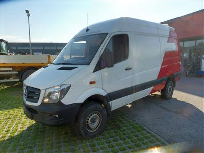 LKW "Mercedes Benz Sprinter Kastenwagen 319 BlueTec HD 4 x 4 Automatik (Euro 6A)", - Motorová vozidla a technika