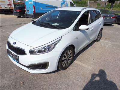 PKW "Kia Ceed SW 1.6 CRDi Silber", - Cars and vehicles