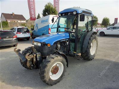 Zugmaschine (Traktor) "New Holland TN 95 F", - Motorová vozidla a technika