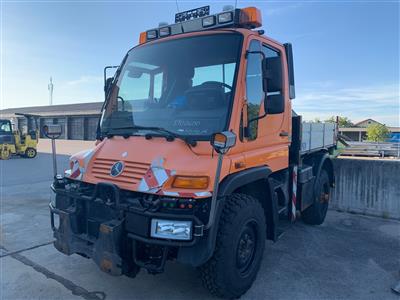 Zugmaschine "Mercedes-Benz Unimog U300" mit Bankettmulchgerät "Mulag", - Fahrzeuge & Technik ASFINAG