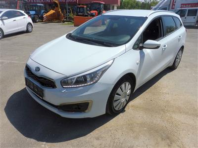 PKW "Kia ceed SW 1.6 CRDi Silber", - Motorová vozidla a technika