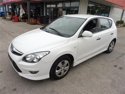 PKW "Hyundai i30 1.6 CRDi Europe DPF", - Fahrzeuge und Technik