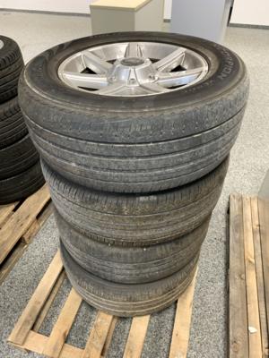 4 Reifen "Pirelli" mit Felgen, - Cars and vehicles