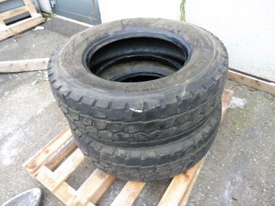 2 Reifen "Pirelli", - Cars and vehicles