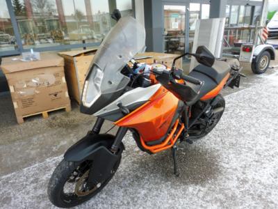 Motorrad "KTM 1190 Adventure", - Fahrzeuge und Technik