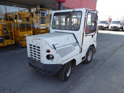 Schlepper "Taylor-Dunn TC-50", - Cars and vehicles