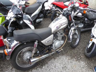 Motorrad "Suzuki GN125", - Motorová vozidla a technika Magistrat/TIWAG