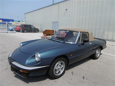 PKW "Alfa Romeo 2.0 Spider", - Fahrzeuge und Technik