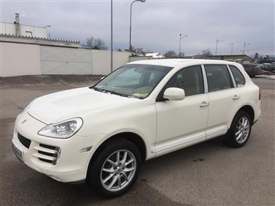 KKW "Porsche Cayenne 3.0 Allrad Tiptronic", - Motorová vozidla a technika