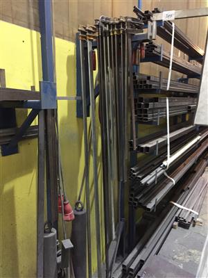 11 Stück Metall-Schraubzwingen - Metalworking and polymer processing machines, workshop equipment