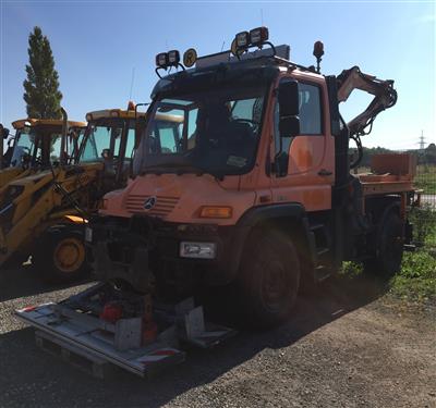 LKW "Unimog Mercedes U300" mit Böschungsmäher "Mulag" und Mähtüre, - Fahrzeuge und Technik Land NÖ