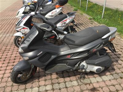 MR "Gilera Runner 125 VX", - Motorová vozidla a technika