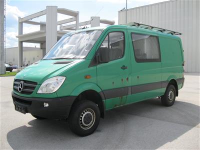 LKW "Mercedes Sprinter 315 CDI Kastenwagen DOKA 4x4", - Cars and vehicles