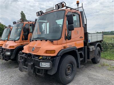 Zugmaschine "Unimog U300 Dreiseitenkipper", - Fahrzeuge und Technik Land NÖ