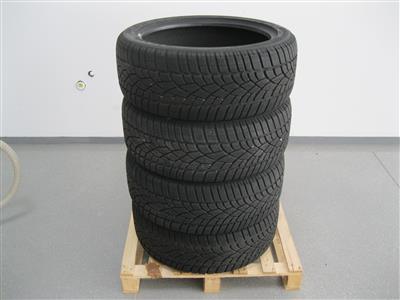 4 lose Winterreifen "Dunlop SP Wintersport 3D" 235/45R19 99V, - Cars and vehicles