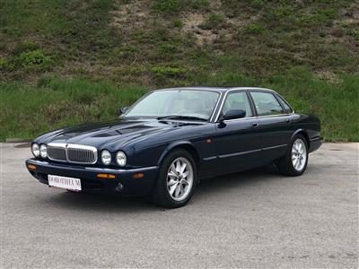 PKW "Jaguar XJ Executive 4.0", - Macchine e apparecchi tecnici