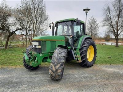 Traktor "John Deere 6800 Allrad", - Motorová vozidla a technika