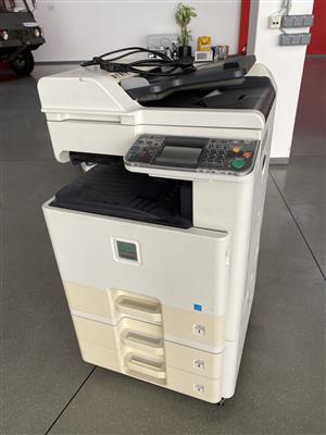 Multifunktionsfarbdrucker "KYOCERA FS-CS 8025 MFP", - Cars and vehicles