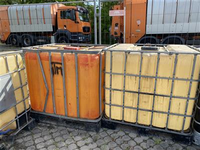 2 IBC-Container, - Motorová vozidla a technika