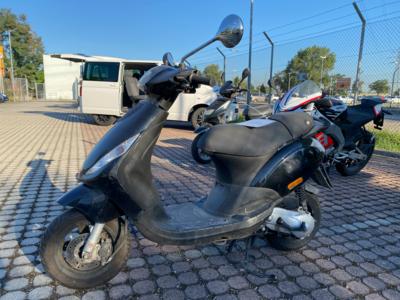 Motorfahrrad "Piaggio Zip 50", - Cars and vehicles