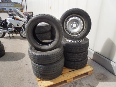 4 Winterkompletträder 205/65R16C auf Stahlfelgen und 4 Stück lose Sommerreifen 205/65R16C, - Motorová vozidla a technika