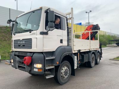 LKW "MAN TGA 26.350 6 x 6 BB" mit Ladekran "Palfinger PK29002E", - Motorová vozidla a technika