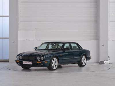 PKW Jaguar XJR8 4Lt, - Fahrzeuge und Technik