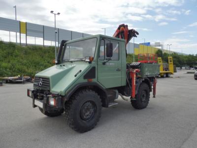 Zugmaschine "Mercedes-Benz Unimog U90 Turbo" mit Ladekran "Palfinger PK5000", - Macchine e apparecchi tecnici