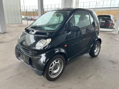 PKW "Smart Fortwo Pure", - Cars and vehicles