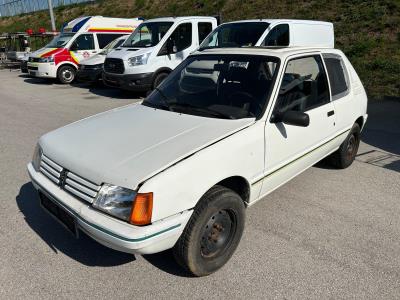 PKW "Peugeot 205 Green", - Fahrzeuge und Technik