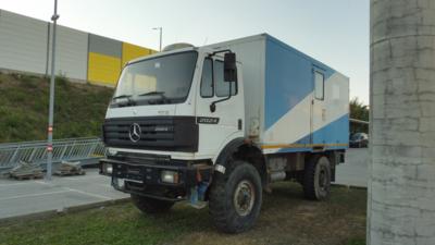 LKW "Mercedes-Benz 2024 AK38 4 x 4" mit Kofferaufbau, - Fahrzeuge und Technik