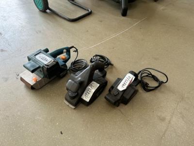 1 Bandschleifer "AEG HBSE100" und 2 Elektrohobbel "Black & Decker", - Fahrzeuge und Technik