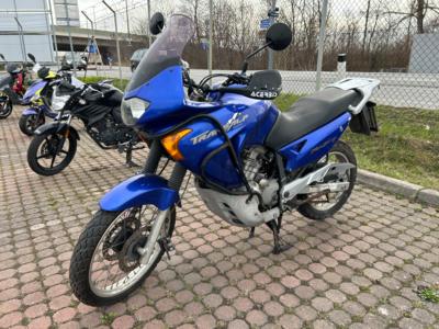 Motorrad "Honda Transalp", - Fahrzeuge und Technik