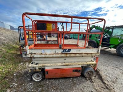 Scherenbühne "JLG 2033E", - Fahrzeuge und Technik