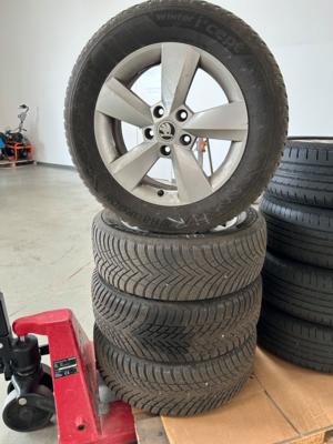 4 Winterkompletträder "Hankook 215/60 R16 99H", - Motorová vozidla a technika