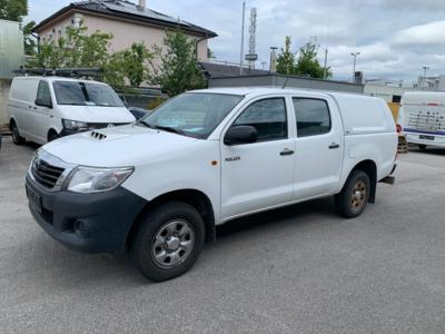 LKW "Toyota Hilux DK Country 4 x 4 2,5 D-4D-145 Euro 5", - Motorová vozidla a technika