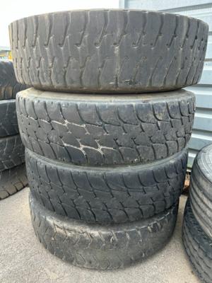 4 LKW Reifen 315/80 R 22,5, - Fahrzeuge und Technik